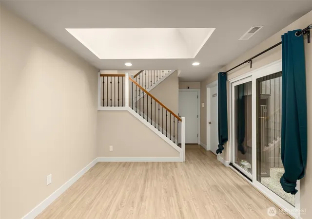 Photo 4 of Townhouse for sale at 14226 NE 2nd Place #65, Bellevue, WA 98007 | MLS# NWM2555143 | Listing updated on 2026-09-22