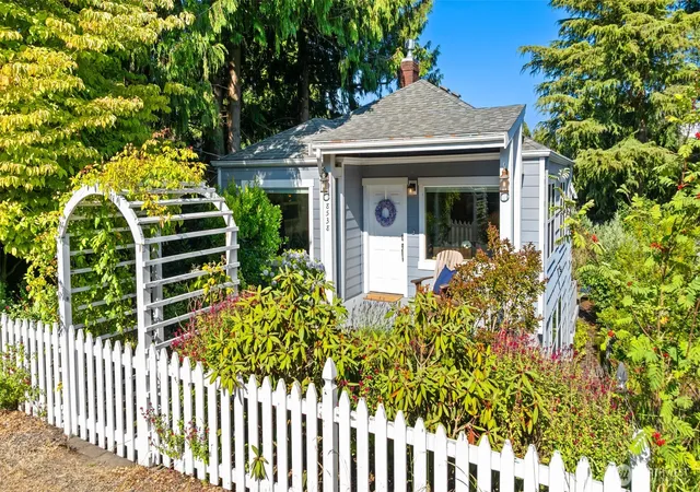 Photo 1 of Sale Pending at 8538 19th Avenue Nw, Seattle, WA 98117 | MLS# NWM2555150 | Listing updated on 2026-09-13