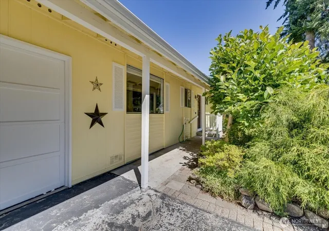 Photo 3 of Single family home for sale at 1816 113th Drive SE, Lake Stevens, WA 98258 | MLS# NWM2555151 | Listing updated on 2026-09-30
