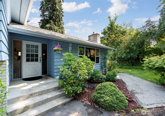 Photo 2 of Sale Pending at 9111 116th Street E, Puyallup, WA 98373 | MLS# NWM2555153 | Listing updated on 2026-09-27