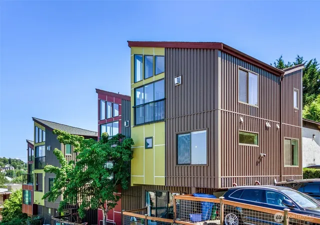 Photo 1 of Townhouse for sale at 3028 Sw Avalon Way #B, Seattle, WA 98126 | MLS# NWM2555174 | Listing updated on 2026-09-22