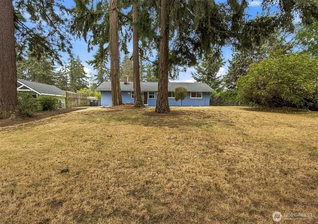 Photo 2 of Sale Pending at 612 S 195th Street, Des Moines, WA 98148 | MLS# NWM2555175 | Listing updated on 2026-09-26