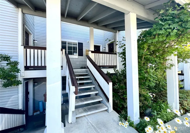 Photo 2 of Condo for sale at 23319 Cedar Way #K203, Mountlake Terrace, WA 98043 | MLS# NWM2555181 | Listing updated on 2026-09-22
