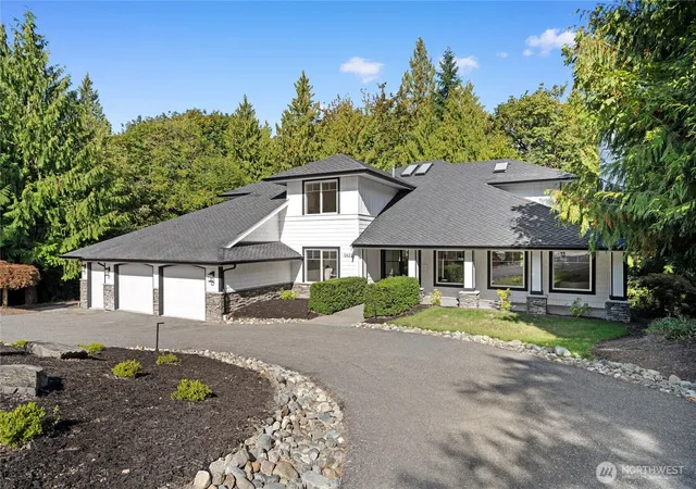 Photo 3 of Mansion for sale at 12633 75th Street Se, Snohomish, WA 98290 | MLS# NWM2555192 | Listing updated on 2026-09-22