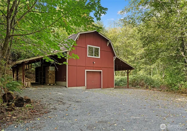 Photo 4 of Single family home for sale at 12633 75th Street SE, Snohomish, WA 98290 | MLS# NWM2555192 | Listing updated on 2026-09-22
