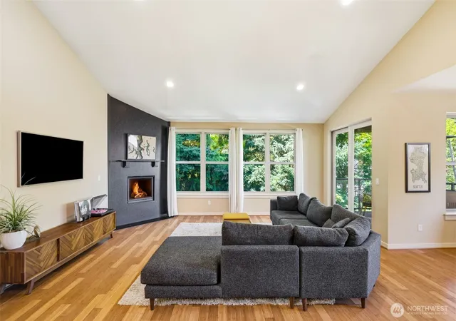 Photo 3 of Single family home for sale at 3046 SW Manning St, Seattle, WA 98126 | MLS# NWM2555195 | Listing updated on 2026-09-30