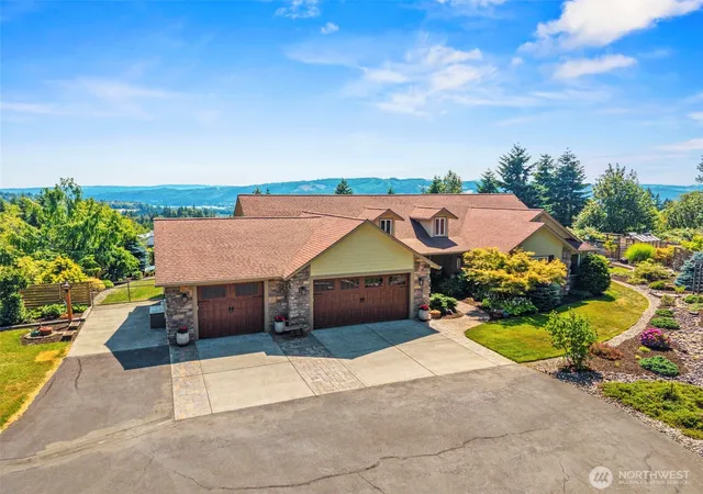 Photo 1 of Single family home for sale at 499 Beasley Rd, Kelso, WA 98626 | MLS# NWM2555198 | Listing updated on 2026-09-22