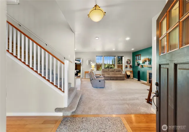 Photo 4 of Single family home for sale at 1302 Eastwood Way, Lynden, WA 98264 | MLS# NWM2555223 | Listing updated on 2026-09-22