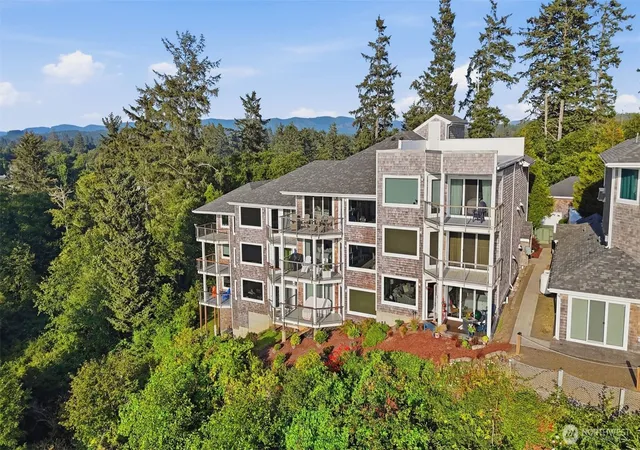 Photo 2 of Condo for sale at 2815 Willows Rd #338, Seaview, WA 98644 | MLS# NWM2555233 | Listing updated on 2026-09-22