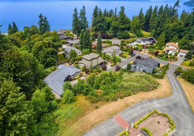 Photo 3 of Land for sale at 8036 Cyrus Pl, Edmonds, WA 98026 | MLS# NWM2555235 | Listing updated on 2026-09-22