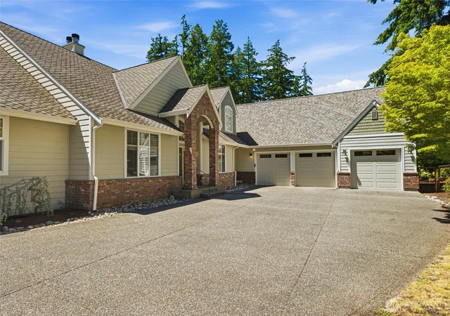 Photo 2 of Sale Pending at 3116 81st Avenue Ct Nw, Gig Harbor, WA 98335 | MLS# NWM2555274 | Listing updated on 2026-09-30