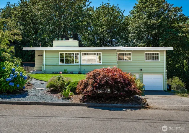 Photo 1 of Single family home for sale at 21239 14th Avenue S, Des Moines, WA 98198 | MLS# NWM2555287 | Listing updated on 2026-09-22