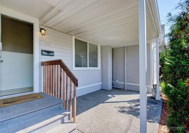 Photo 3 of Sale Pending at 116 S 7th Street, Mount Vernon, WA 98274 | MLS# NWM2555307 | Listing updated on 2026-09-26