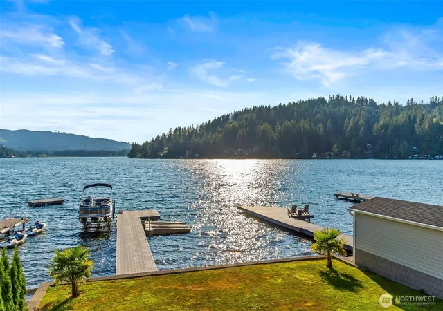 Photo 2 of Sale Pending at 1325 Summit Lake Shore Rd Nw, Olympia, WA 98502 | MLS# NWM2555347 | Listing updated on 2026-08-10