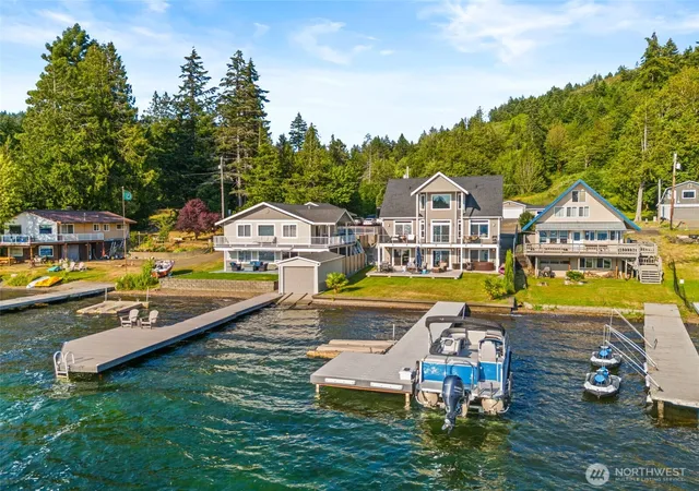 Photo 3 of Sale Pending at 1325 Summit Lake Shore Rd NW, Olympia, WA 98502 | MLS# NWM2555347 | Listing updated on 2026-08-10