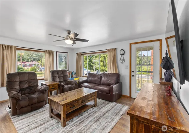 Photo 2 of Single family home for sale at 22832 State Route 9, Mount Vernon, WA 98274 | MLS# NWM2555348 | Listing updated on 2026-09-28