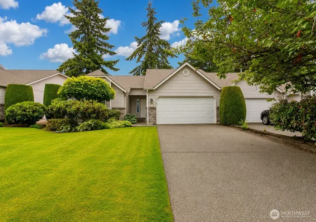 Photo 4 of House for sale at 12702 12704 119th Street Ct E, Puyallup, WA 98374 | MLS# NWM2555352 | Listing updated on 2026-09-22