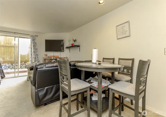 Photo 2 of Townhouse for sale at 1426 S 308th Lane, Federal Way, WA 98003 | MLS# NWM2555355 | Listing updated on 2026-09-22