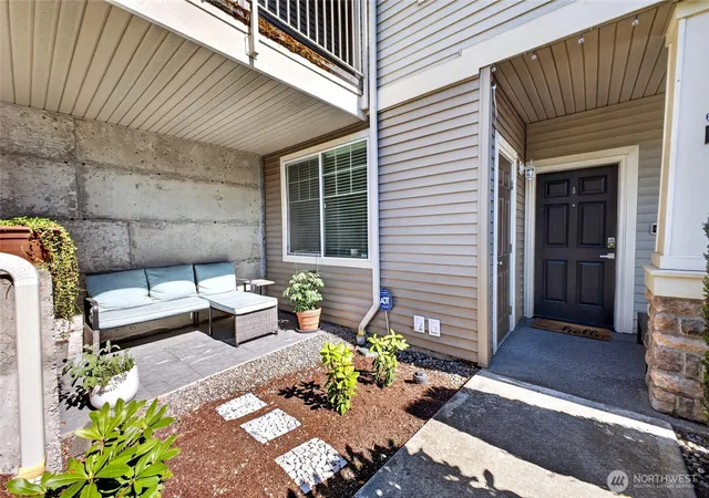 Photo 1 of Condo for sale at 6117 Isaac Ave Se #H-14, Auburn, WA 98092 | MLS# NWM2555364 | Listing updated on 2026-09-22