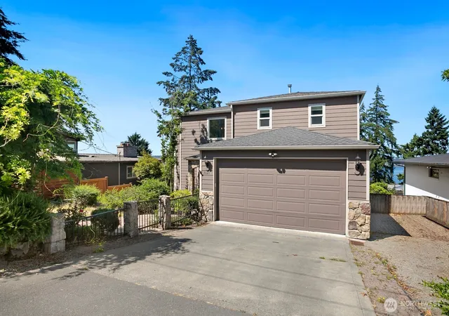 Photo 1 of Single family home for sale at 3021 70th Avenue Se, Mercer Island, WA 98040 | MLS# NWM2555370 | Listing updated on 2026-09-22