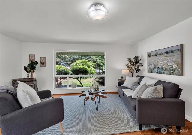 Photo 3 of Sale Pending at 4815 S 184th Street, Sea Tac, WA 98188 | MLS# NWM2555376 | Listing updated on 2026-09-25