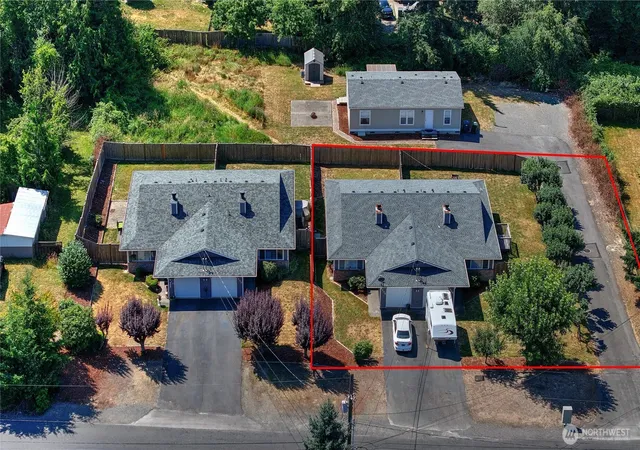 Photo 4 of House for sale at 1404 103rd Street E, Tacoma, WA 98445 | MLS# NWM2555389 | Listing updated on 2026-09-22