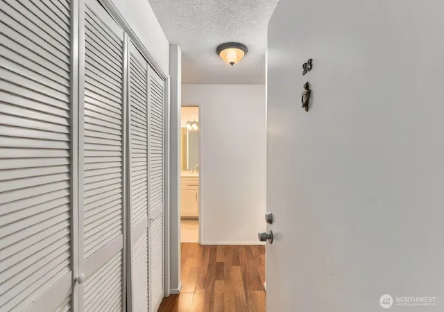 Photo 2 of Condo for sale at 762 Hayes St #23, Seattle, WA 98109 | MLS# NWM2555390 | Listing updated on 2026-09-23