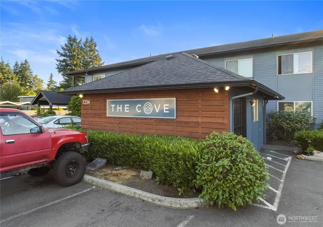 Photo 3 of Multi family home for sale at 7234 47th Avenue Ne, Marysville, WA 98270 | MLS# NWM2555393 | Listing updated on 2026-09-22