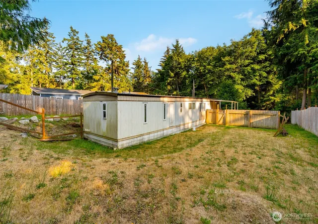 Photo 1 of Manufactured home for sale at 590 Ocean View Dr, Oak Harbor, WA 98277 | MLS# NWM2555430 | Listing updated on 2026-09-22