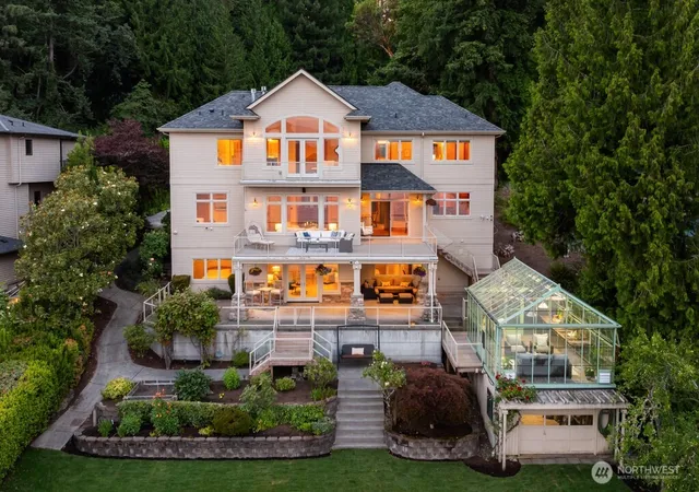 Photo 2 of Mansion for sale at 454 W Lake Sammamish Pkwy Ne, Bellevue, WA 98008 | MLS# NWM2555449 | Listing updated on 2026-09-25