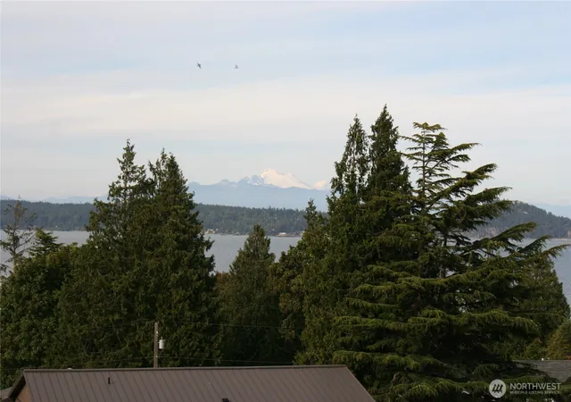 Photo 1 of Land for sale at 0 Dugualla Rd, Oak Harbor, WA 98277 | MLS# NWM2555462 | Listing updated on 2026-09-22