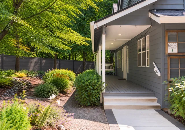 Photo 3 of Single family home for sale at 6808 Old Forest Ln Se, Tumwater, WA 98501 | MLS# NWM2555479 | Listing updated on 2026-10-26
