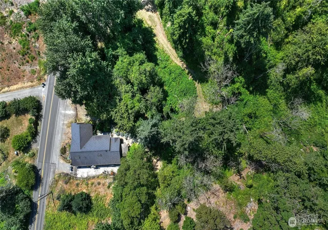 Photo 2 of Single family home for sale at 6517 12th Street E, Fife, WA 98424 | MLS# NWM2555486 | Listing updated on 2026-09-22