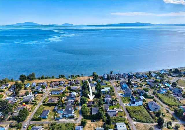Photo 3 of Sale Pending at 623 Roberts Dr, Point Roberts, WA 98281 | MLS# NWM2555506 | Listing updated on 2026-09-25
