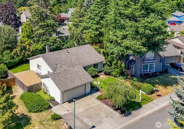 Photo 3 of Sale Pending at 17229 160th Avenue SE, Renton, WA 98058 | MLS# NWM2555510 | Listing updated on 2026-09-25