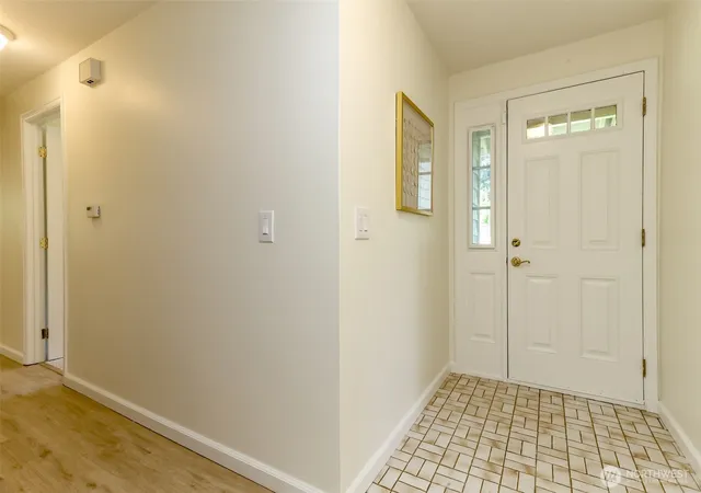 Photo 4 of Sale Pending at 17229 160th Avenue SE, Renton, WA 98058 | MLS# NWM2555510 | Listing updated on 2026-09-25
