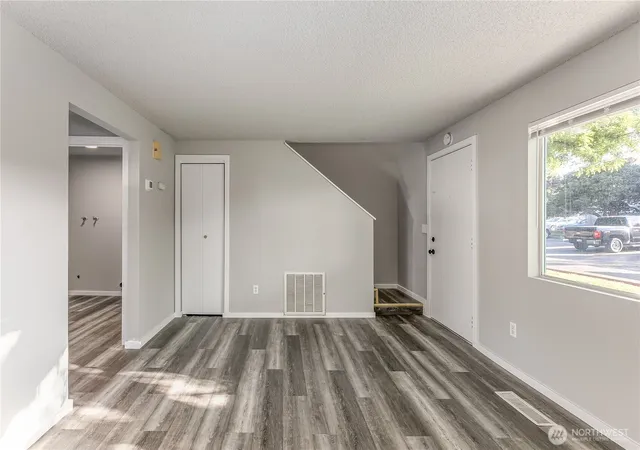 Photo 3 of Multi family home for sale at 6721 W Kennewick Ave, Kennewick, WA 99336 | MLS# NWM2555513 | Listing updated on 2026-09-22