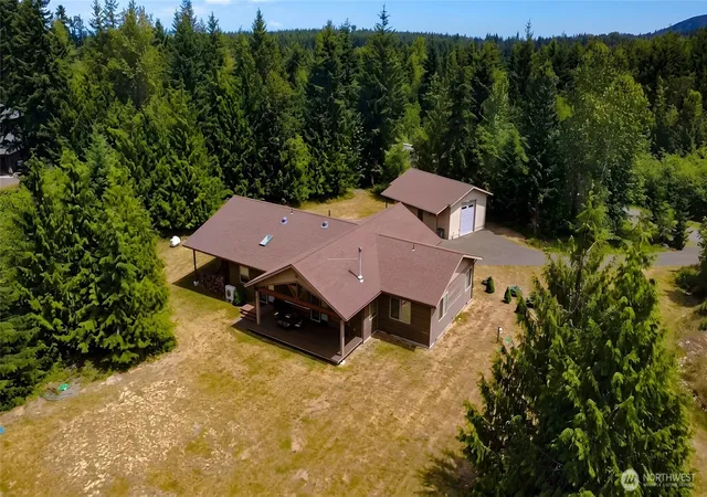 Photo 3 of Single family home for sale at 545 Headwaters Ln, Port Angeles, WA 98362 | MLS# NWM2555543 | Listing updated on 2026-09-22