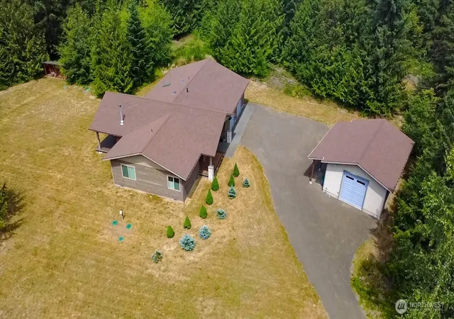 Photo 4 of Single family home for sale at 545 Headwaters Ln, Port Angeles, WA 98362 | MLS# NWM2555543 | Listing updated on 2026-09-22