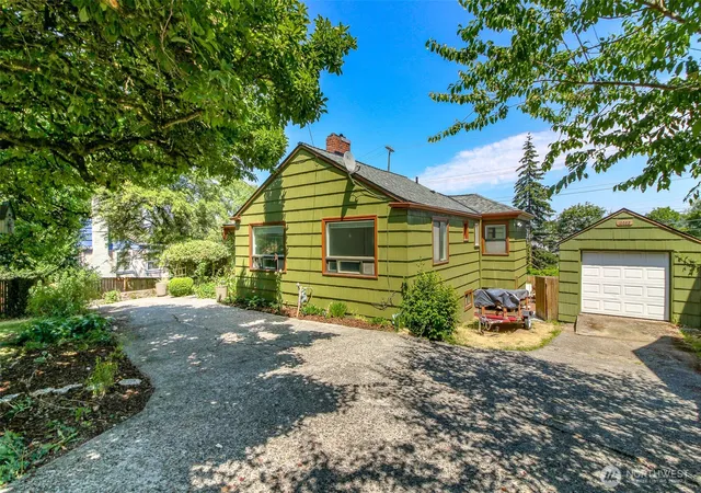 Single family home for sale at 10082 Des Moines Memorial Dr S, Seattle, WA 98168 | MLS# NWM2555560