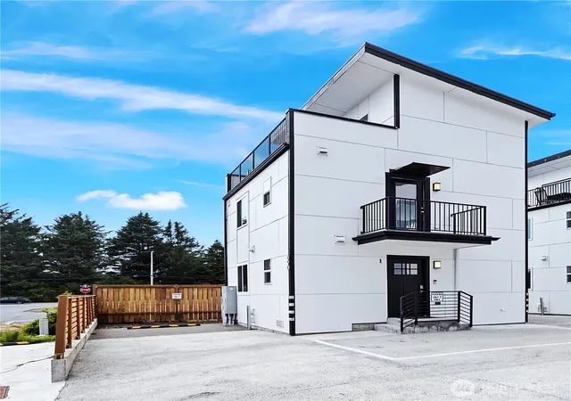 Photo 1 of Condo for sale at 890 Magellan Ave #1, Ocean Shores, WA 98569 | MLS# NWM2555568 | Listing updated on 2026-10-01