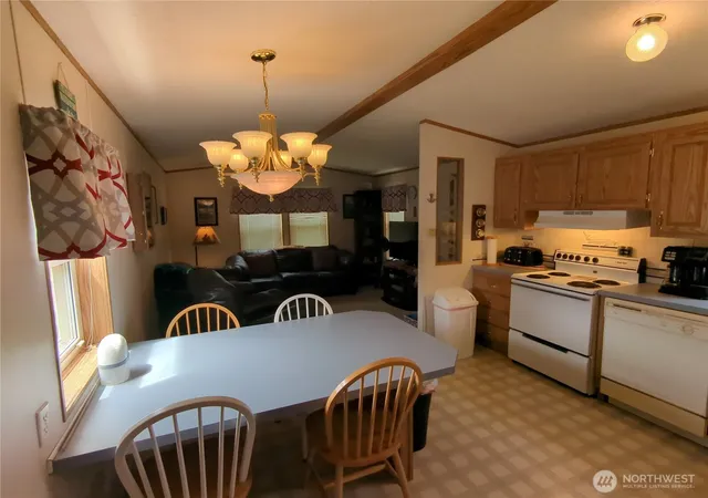 Photo 3 of Sale Pending at 822 State Route 101, Chinook, WA 98614 | MLS# NWM2555613 | Listing updated on 2026-09-25