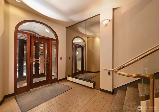 Photo 4 of Condo for sale at 2700 4th Avenue #503, Seattle, WA 98121 | MLS# NWM2555636 | Listing updated on 2026-09-22