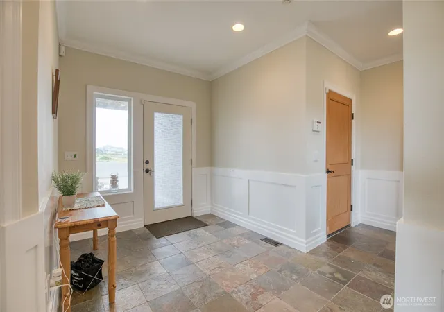 Photo 3 of Single family home for sale at 470 W Wind St, Ocean Shores, WA 98569 | MLS# NWM2555656 | Listing updated on 2026-09-21