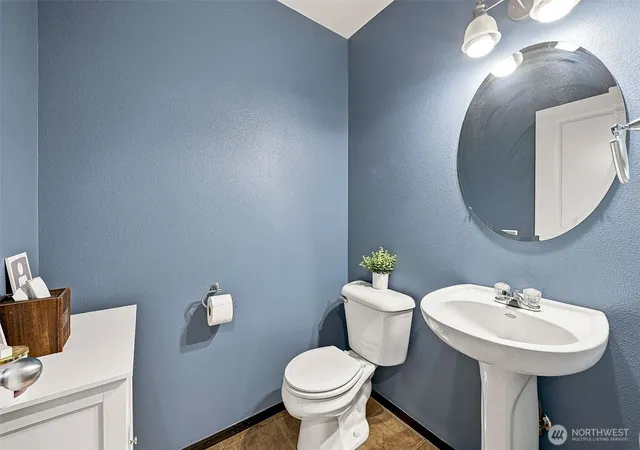 Photo 4 of Condo for sale at 17716 79th Avenue Ct E, Puyallup, WA 98375 | MLS# NWM2555669 | Listing updated on 2026-09-22