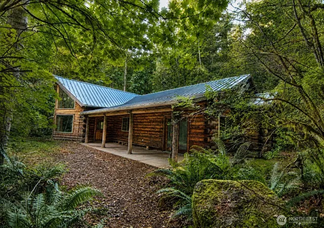 Photo 1 of Single family home for sale at 33610 Ne 84th Place, Carnation, WA 98014 | MLS# NWM2555709 | Listing updated on 2026-09-22