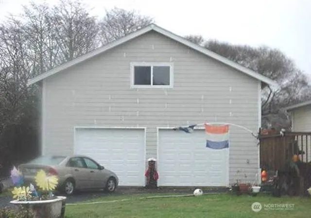 Photo 3 of Manufactured home for sale at 1612 2nd Avenue, Grayland, WA 98547 | MLS# NWM2555712 | Listing updated on 2026-09-22