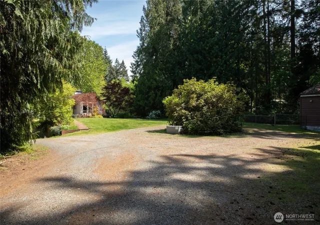 Photo 2 of Single family home for sale at 22921 49th Avenue Se, Bothell, WA 98021 | MLS# NWM2555741 | Listing updated on 2026-09-22