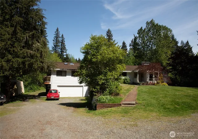 Photo 4 of Single family home for sale at 22921 49th Avenue SE, Bothell, WA 98021 | MLS# NWM2555741 | Listing updated on 2026-09-22