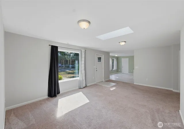 Photo 4 of Single family home for sale at 5305 Chicago Ave SW, Lakewood, WA 98499 | MLS# NWM2555827 | Listing updated on 2026-09-22
